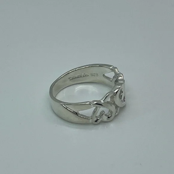 Tiffany & Co. Paloma Picasso Silver Triple Loving Heart Band Ring - Picture 4 of 10